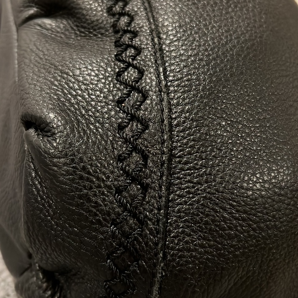 The SAK Womens Black Soft Leather Shoulder Bag - Picture 7 of 13